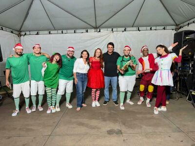 Imagem da notícia Natal Encantado em Cassilândia teve participação do grupo Batucando Histórias em noite de cultura e alegria 